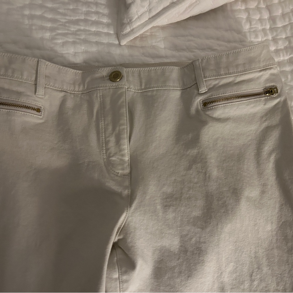 Chico’s Cream Ankle Pants with Gold Zipper Accents